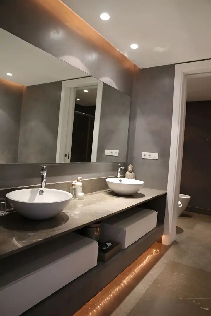Bathroom of Houses for sale in Marbella  with Air Conditioner, Private garden and Terrace