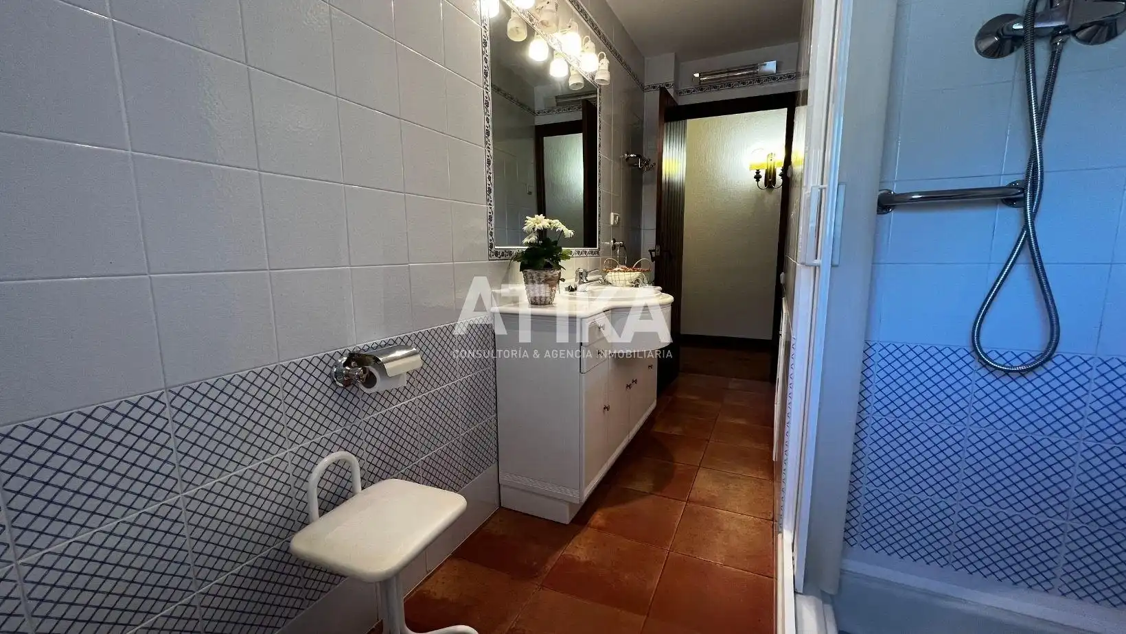 Bany de Casa o xalet en venda en Ontinyent amb Calefacció, Jardí privat i Traster