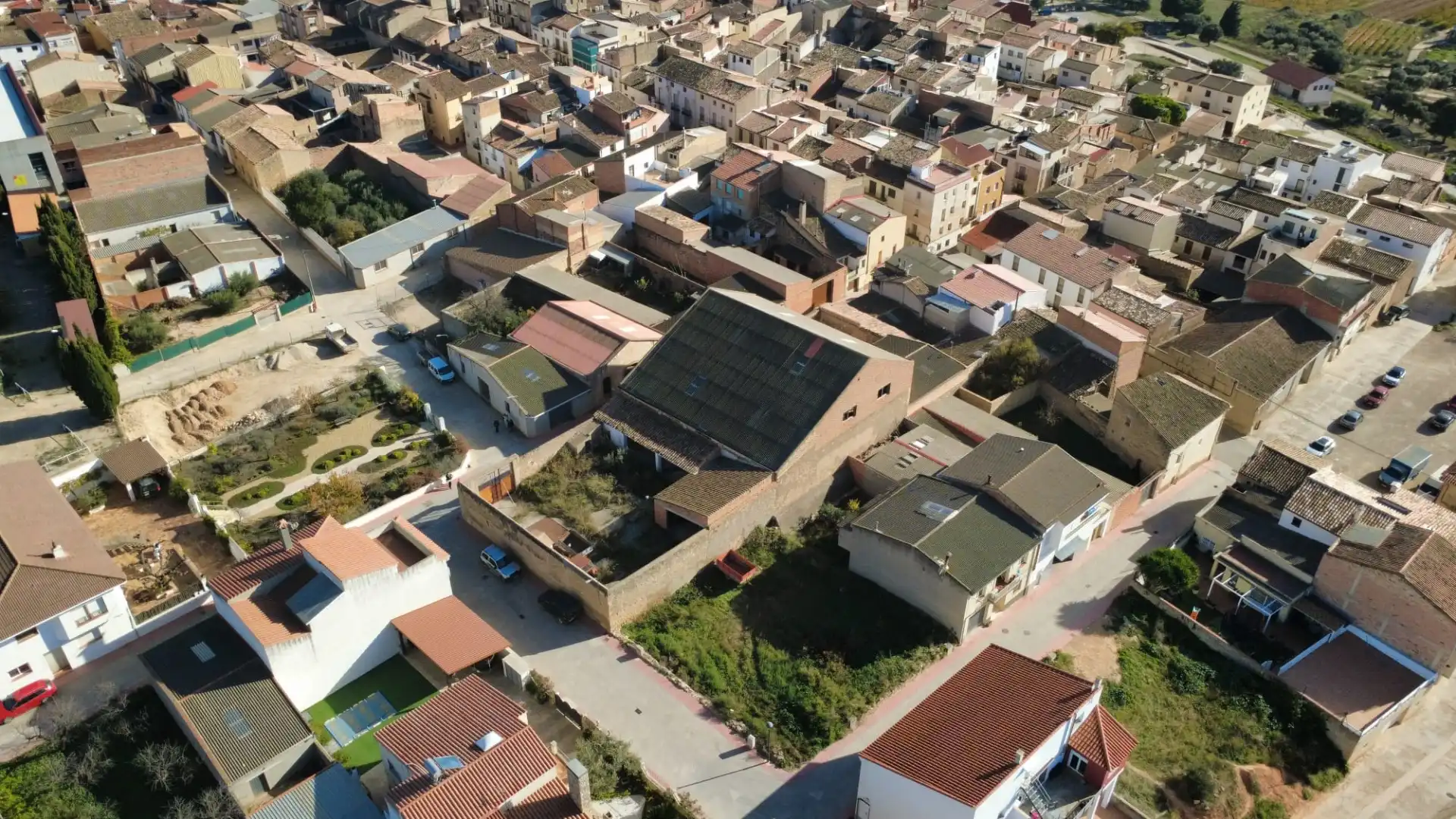 Exterior view of Buildings for sale in Bot