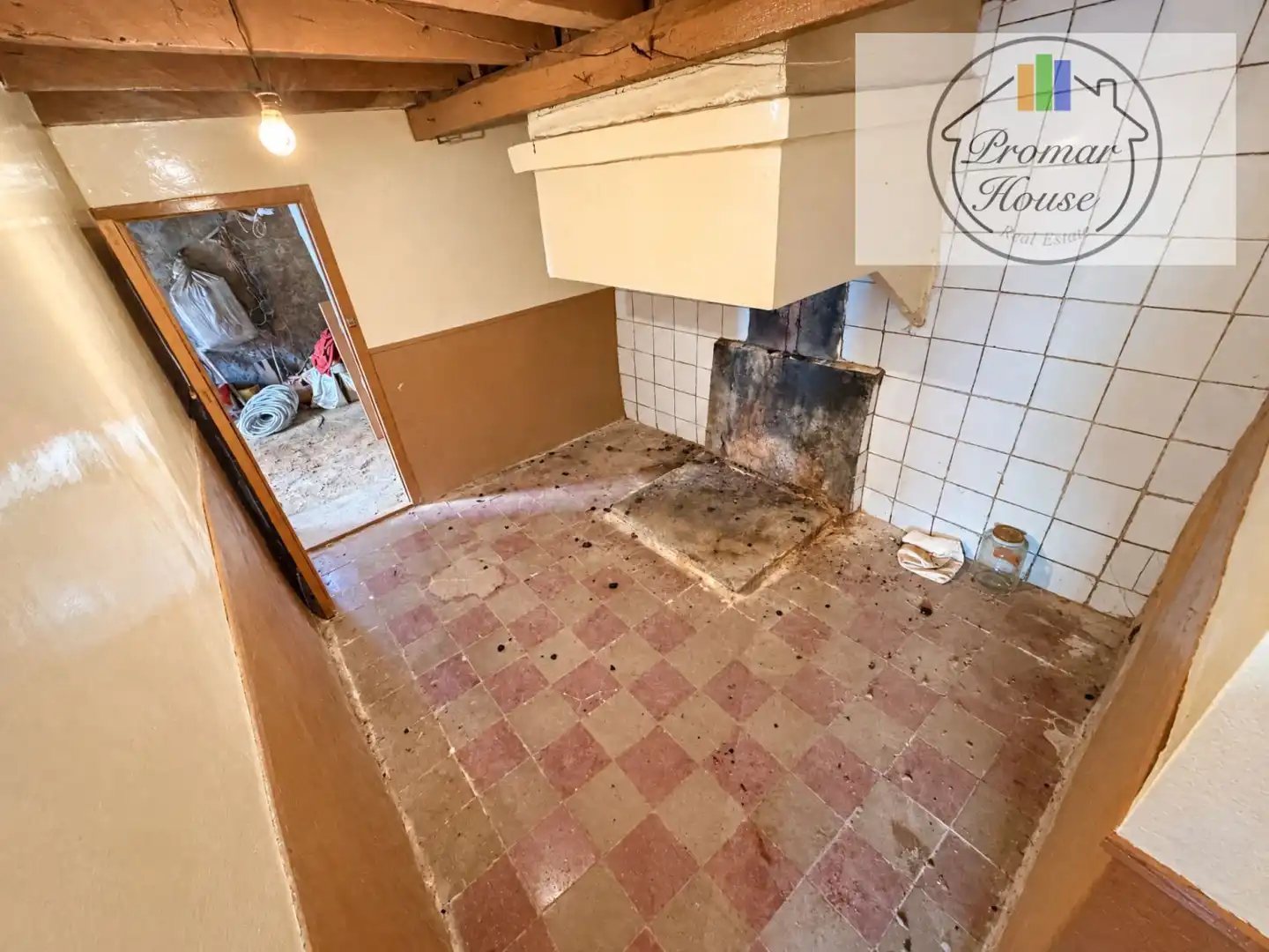 Kitchen of Houses for sale in Villaflor  with Storage room