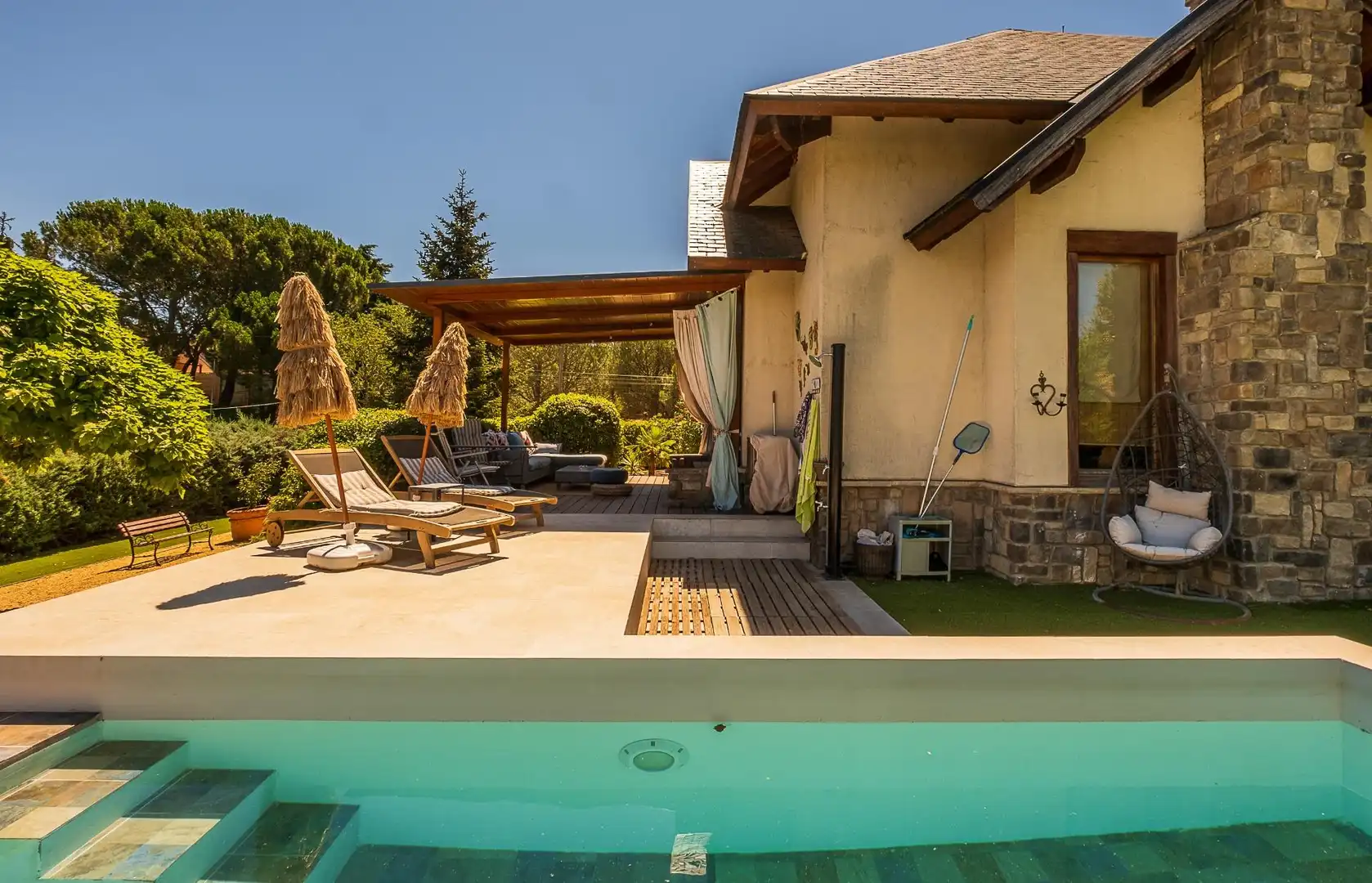 Terrassa de Casa o xalet en venda en Guadarrama amb Aire condicionat, Calefacció i Jardí privat