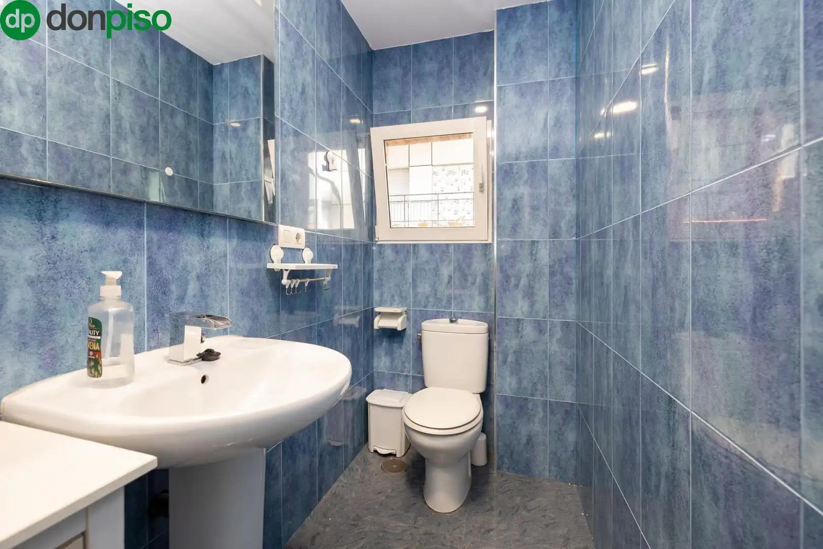 Baño de Piso en venta en Granada