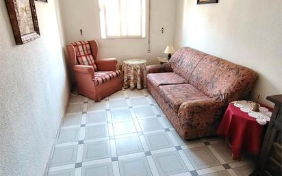 Sala d'estar de Pis en venda en Mérida amb Aire condicionat, Traster i Balcó