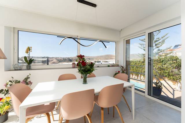 Casa adosada en Venta en José Aguiar en Montaña - La Data