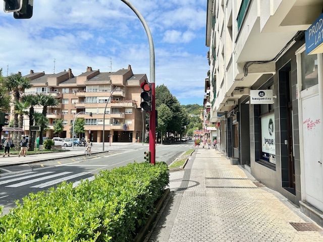 Exterior view of Garage to rent in Zumaia