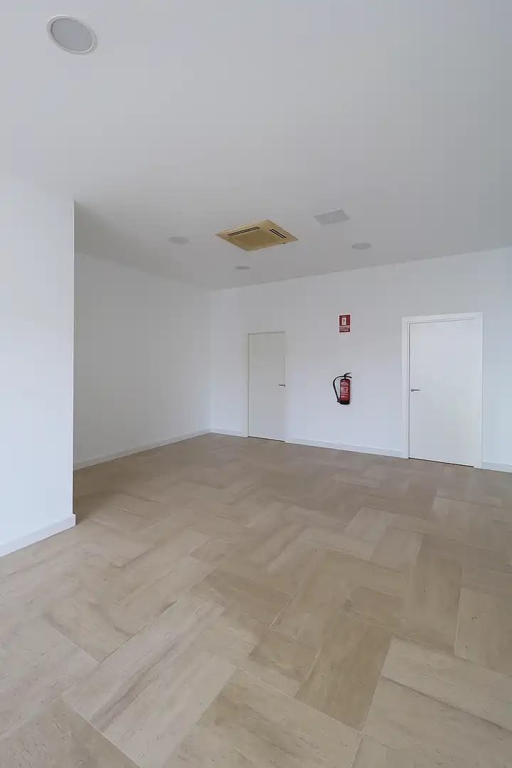 Business premises for sale in Calle Altamar, imagen 8