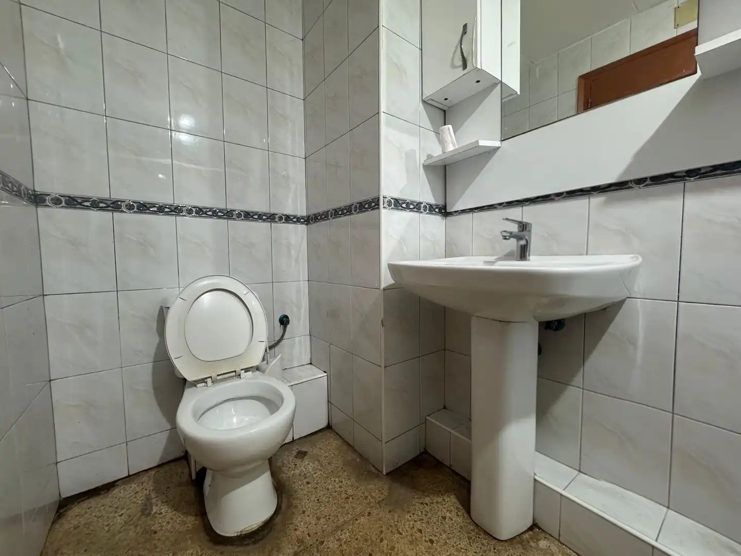 Bany de Pis en venda en Girona