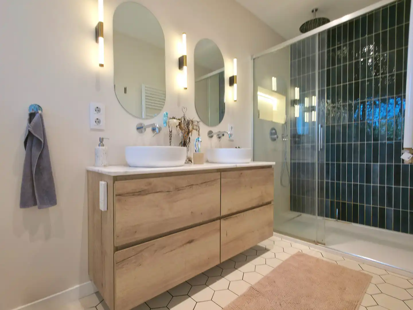 Baño de Casa o chalet en venta en Corbera de Llobregat con Aire acondicionado, Calefacción y Jardín privado