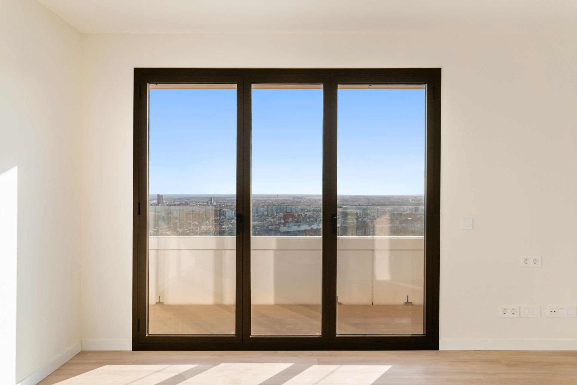 Dormitori de Pis de lloguer en Esplugues de Llobregat amb Aire condicionat, Calefacció i Terrassa