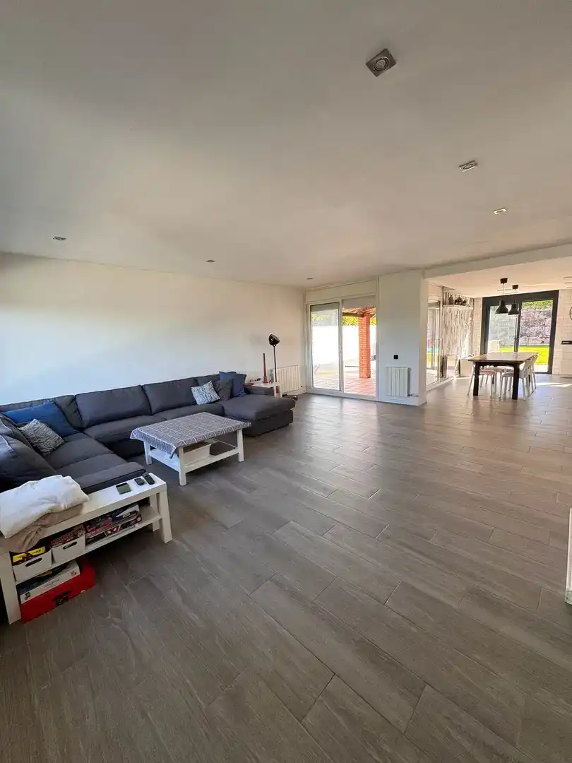 Sala de estar de Casa o chalet en venta en Vallromanes con Piscina y Balcón