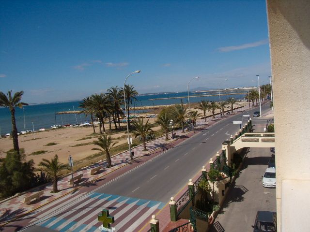 Vista exterior de Casa adosada en venda en Santa Pola amb Aire condicionat, Jardí privat i Terrassa