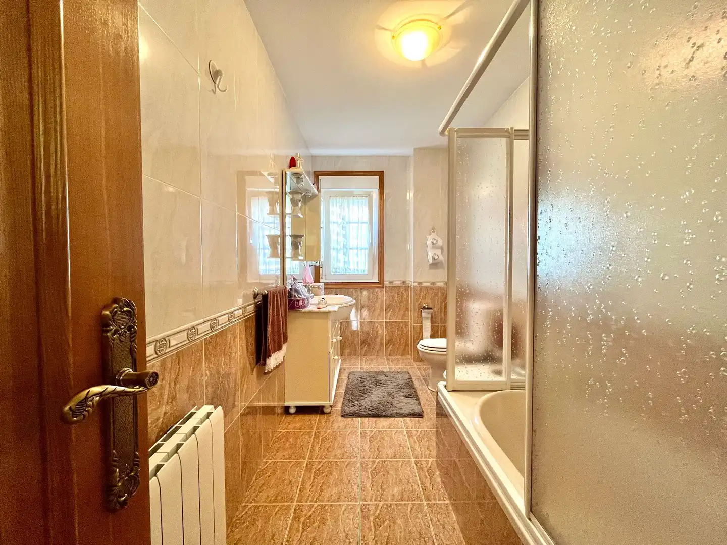 Bany de Casa o xalet en venda en Culleredo amb Calefacció, Terrassa i Traster