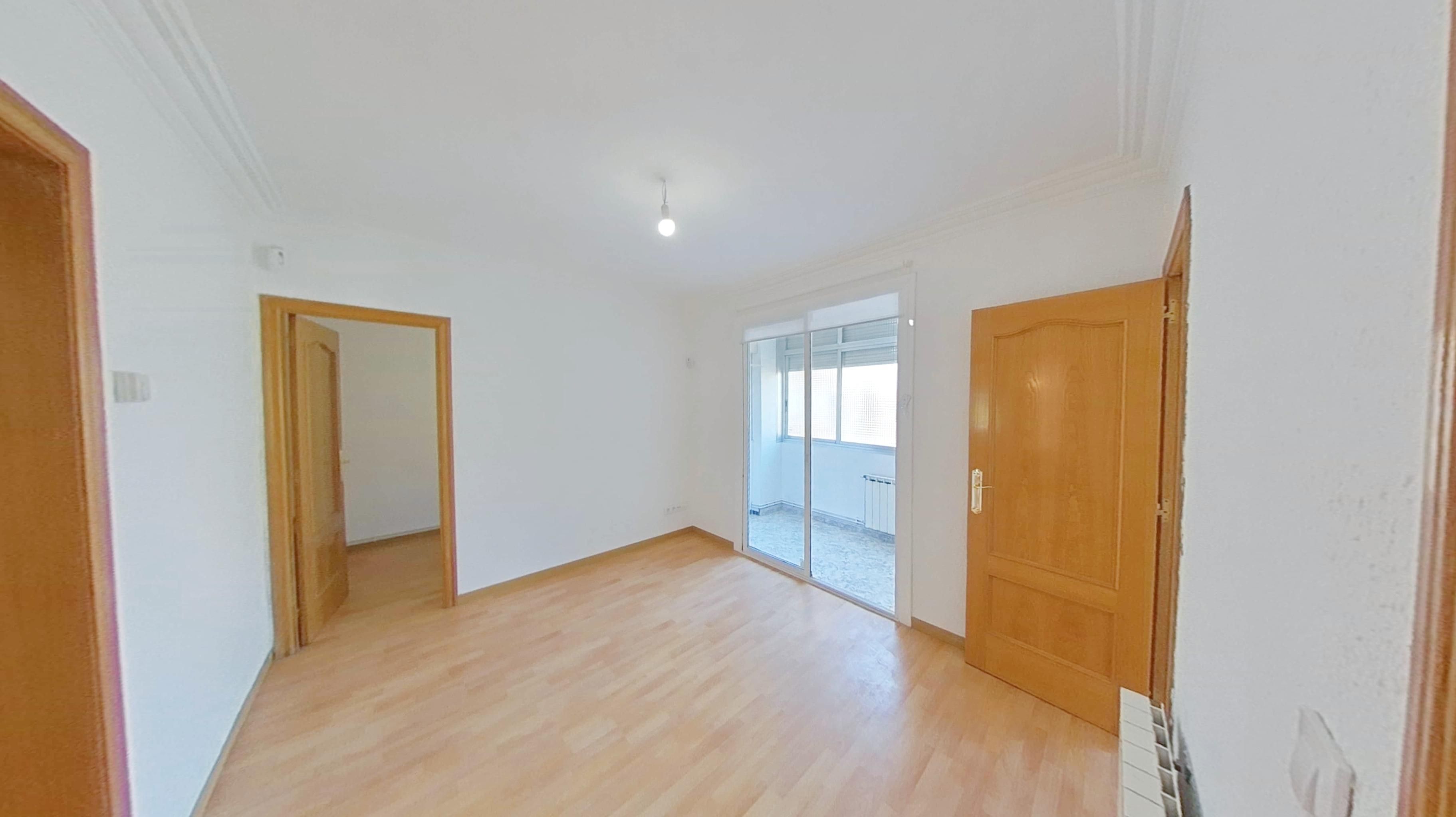 Bedroom of Flat for sale in Sabadell  with Heating, Terrace and Oven