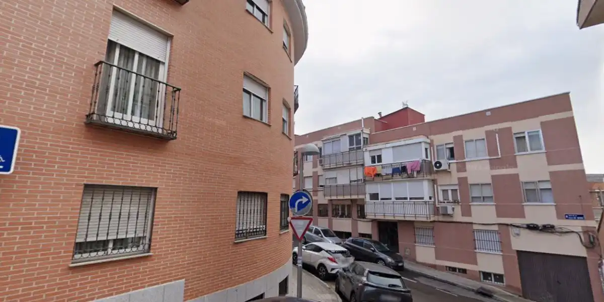 Exterior view of Garage for sale in Madrid