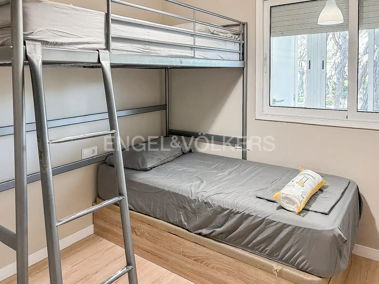 Bedroom of Flat for rent in Gavà  with Air Conditioner, Heating and Private garden