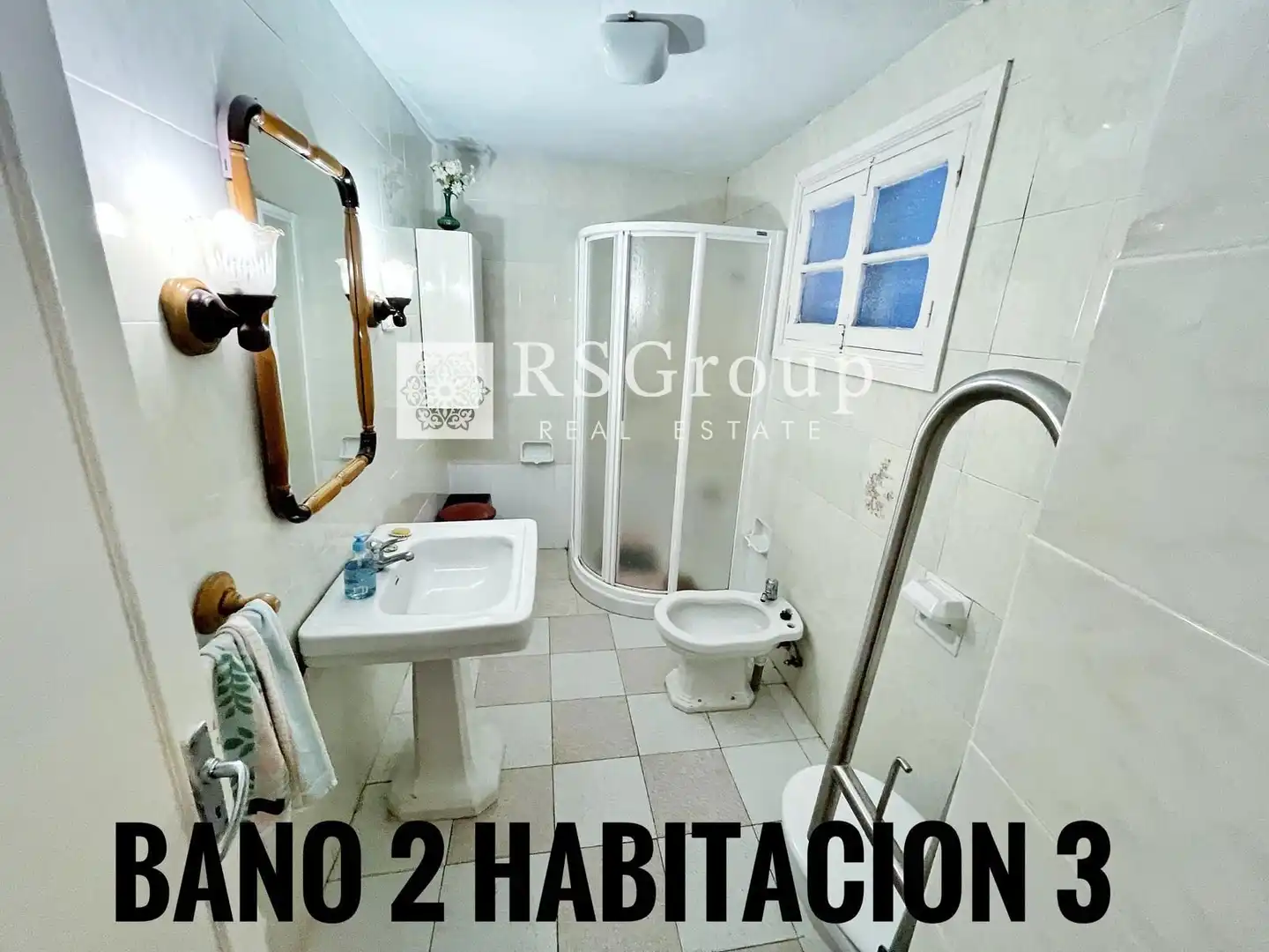 Bany de Casa o xalet en venda en Población de Arroyo