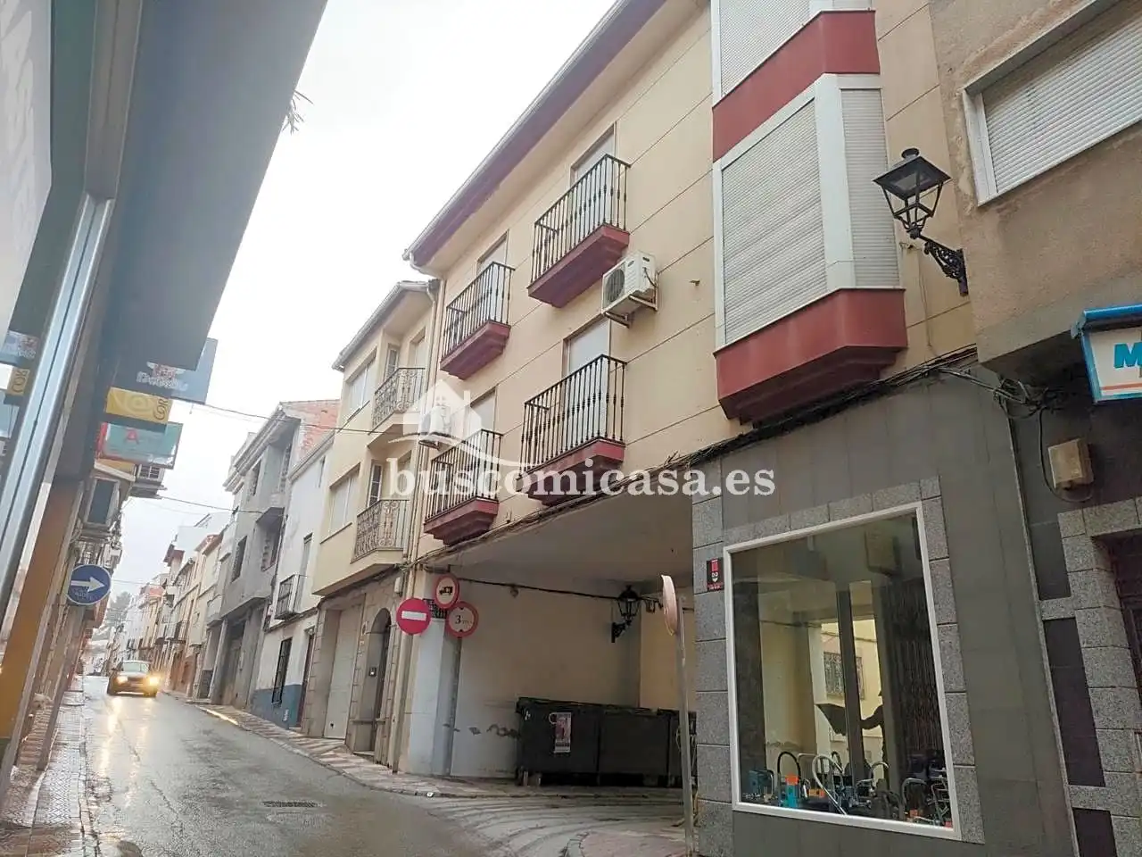 Vista exterior de Piso en venta en Los Villares con Calefacción, Amueblado y Balcón