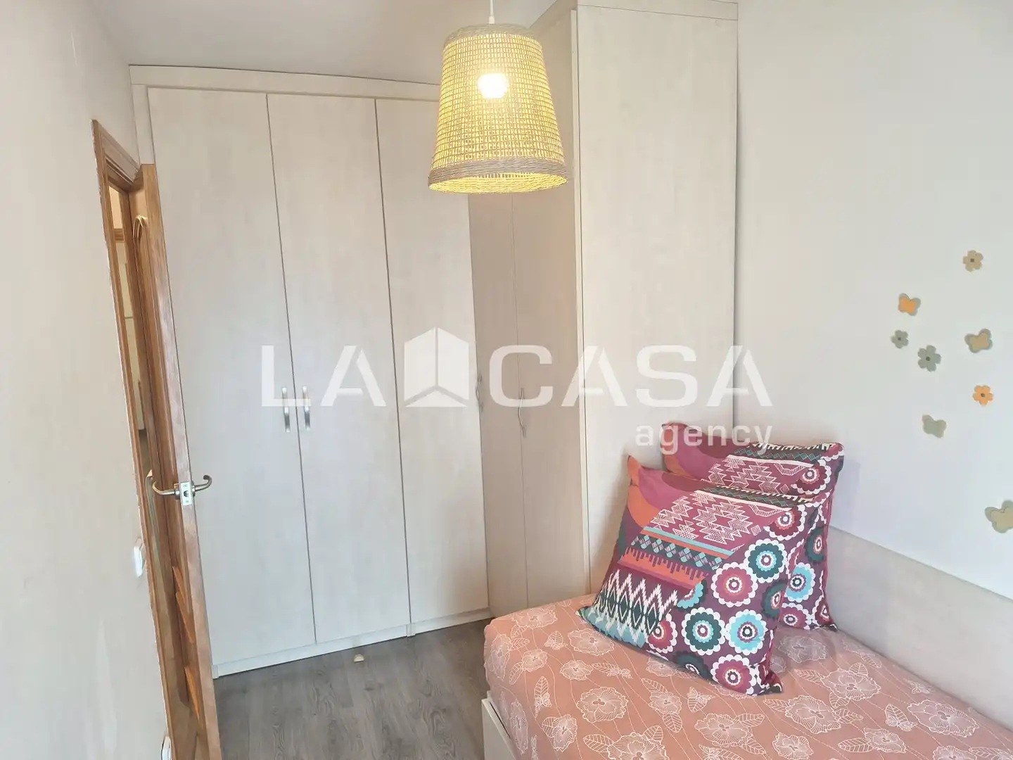 Flat for sale in Santa Coloma de Gramenet  with Heating
