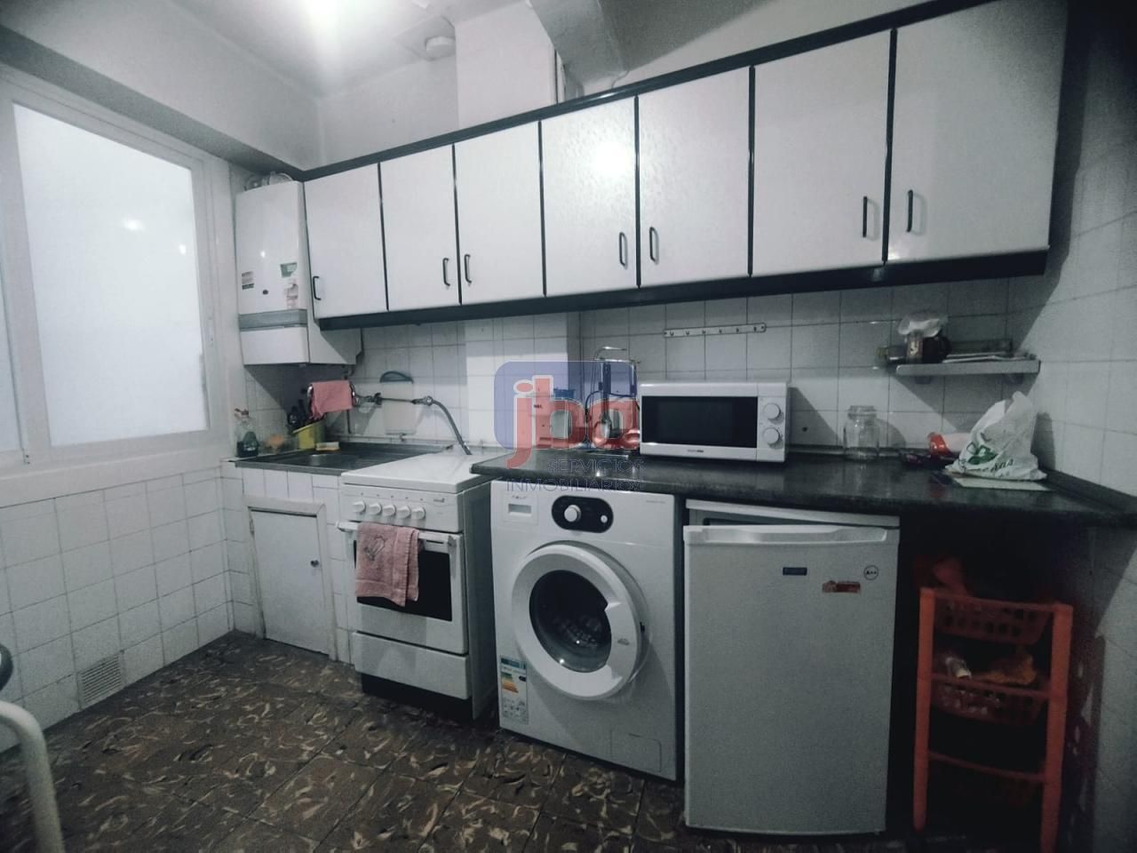 Kitchen of Flat for sale in Ourense Capital   with Heating and Balcony