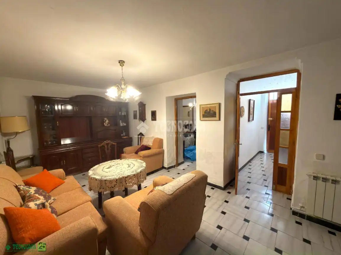 Sala de estar de Casa adosada en venta en Huerta de Valdecarábanos con Calefacción y Terraza
