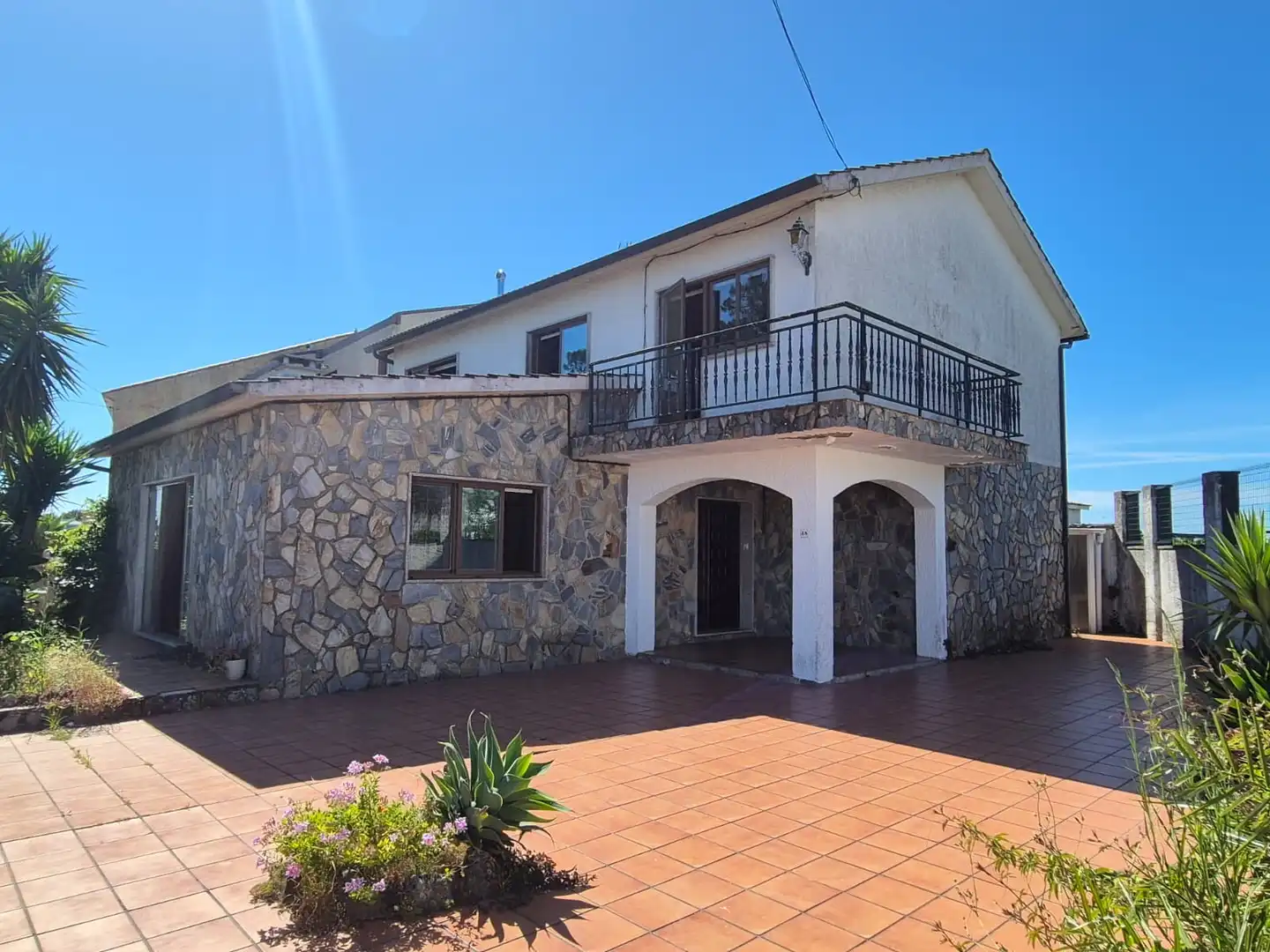 Vista exterior de Casa o chalet en venta en A Illa de Arousa , Pontevedra