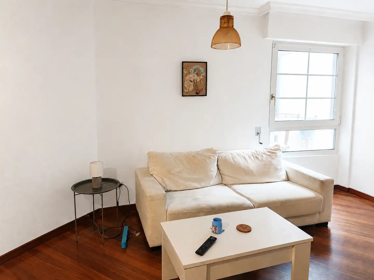 Wohnzimmer von Wohnung zur Miete in Santander mit Möbliert und Ofen