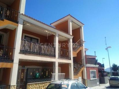 Vista exterior de Casa o xalet en venda en Orihuela amb Piscina