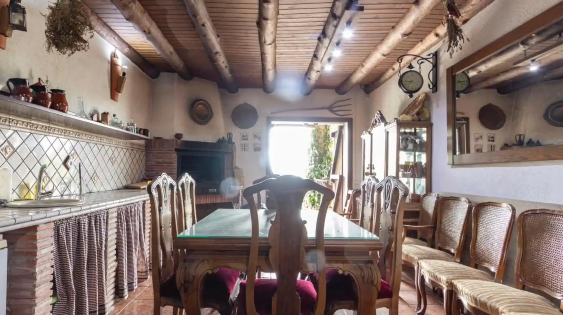 Menjador de Finca rústica en venda en Almoster amb Calefacció, Jardí privat i Terrassa