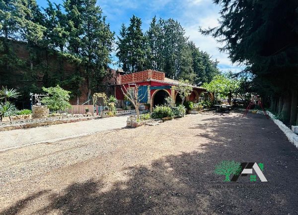 Exterior view of House or chalet for sale in Baeza  with Private garden, Terrace and Swimming Pool