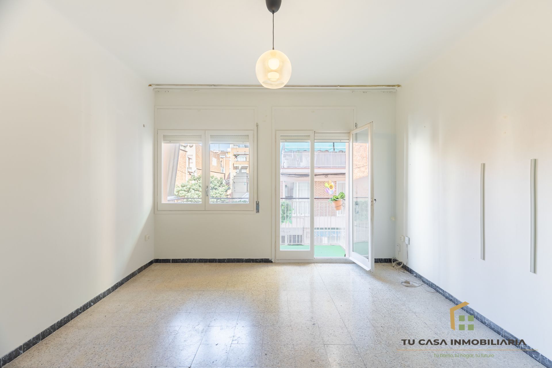 Exterior view of Flat for sale in Badalona