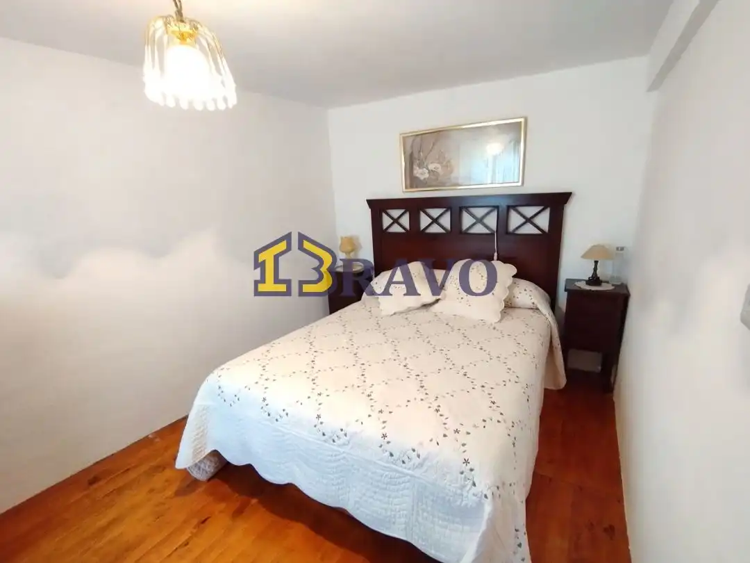 Dormitori de Casa o xalet en venda en Merindad de Valdivielso amb Calefacció i Balcó