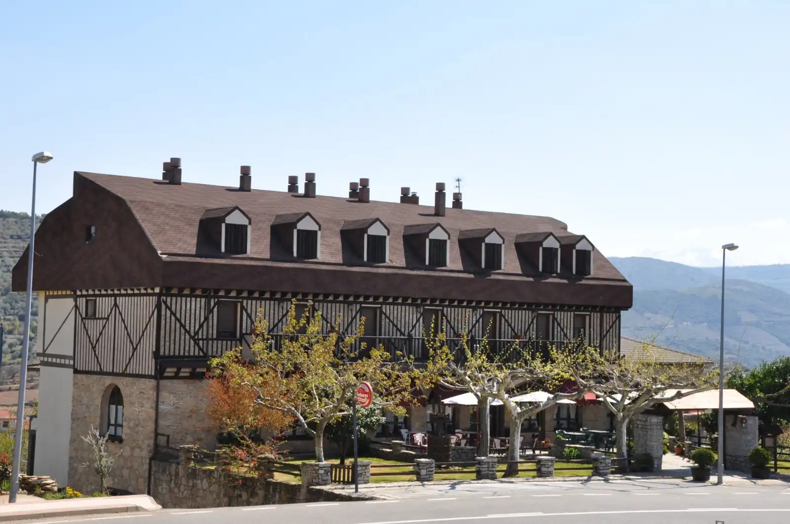 Exterior view of Apartments for sale in Sotoserrano  with Air Conditioner and Furnished