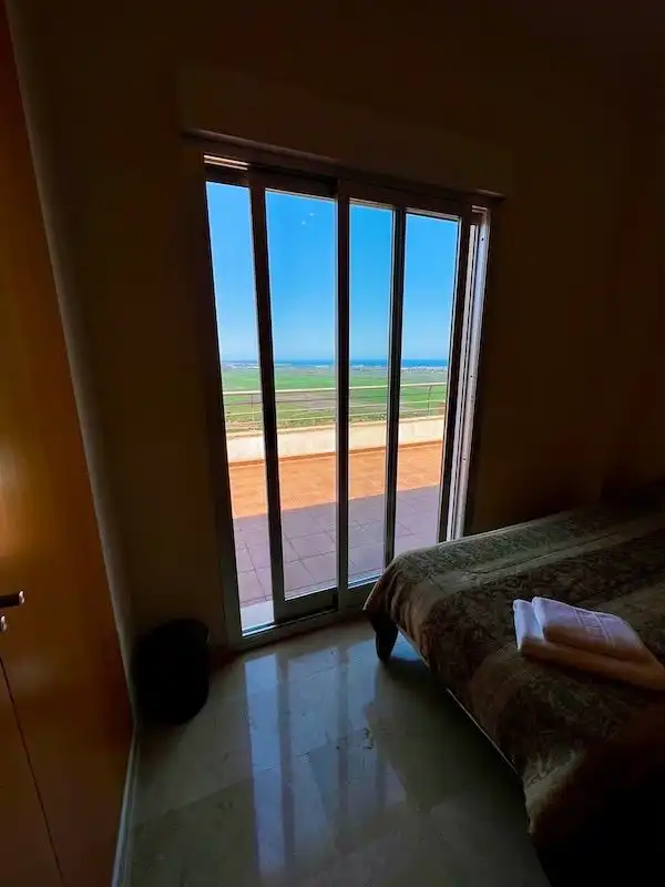 Habitación de Apartamento de alquiler en Pego con Aire acondicionado, Calefacción y Terraza