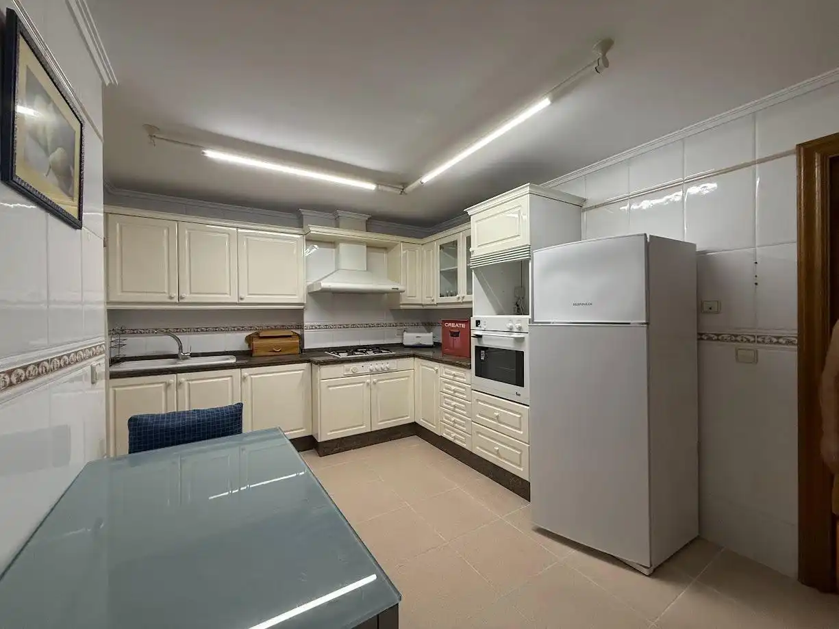 Kitchen of Flat for rent in Mislata  with Furnished and Balcony