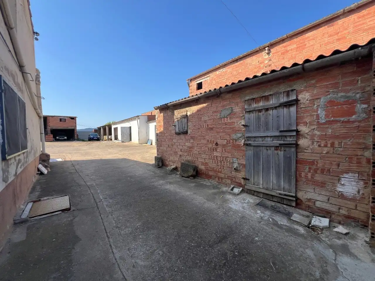 Vista exterior de Casa o xalet en venda en Cruïlles, Monells I Sant Sadurní de L'Heura amb Jardí privat, Terrassa i Traster