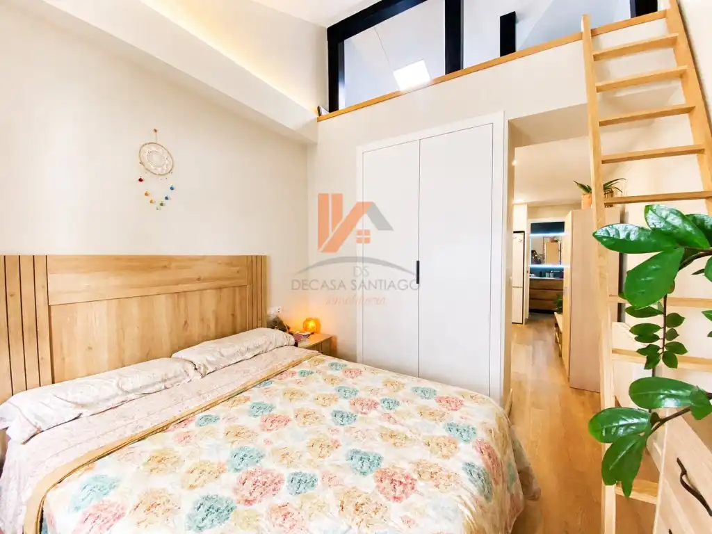 Habitación de Apartamento en venta en Santiago de Compostela 