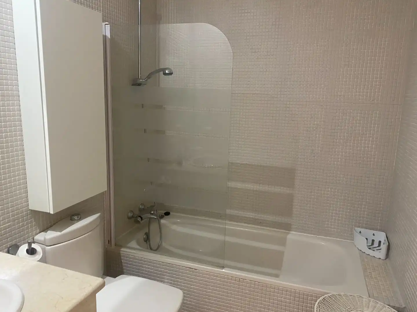 Baño de Piso en venta en Algeciras con Aire acondicionado y Balcón