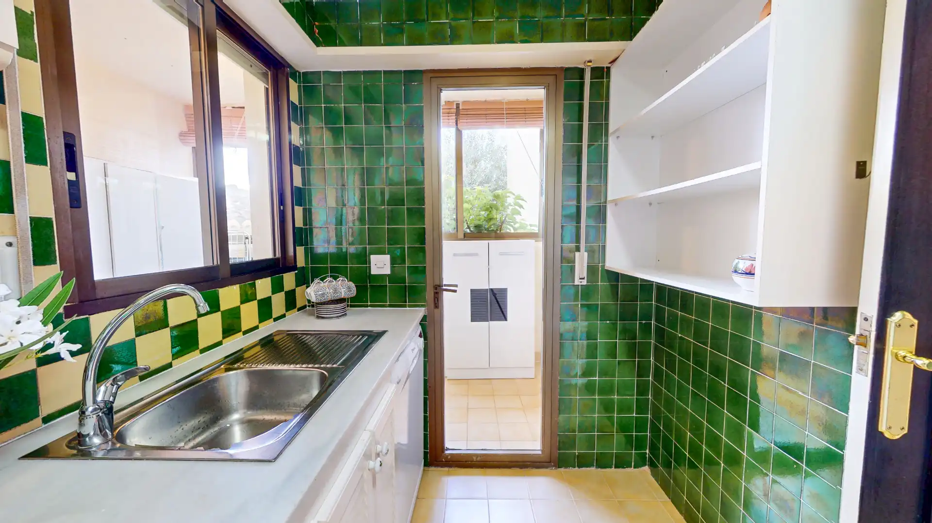 Kitchen of Flat for rent in Dénia  with Air Conditioner, Heating and Terrace