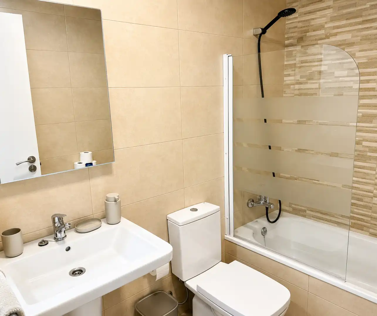 Wohnung zur Miete in Barrio la Sierra, Entrambasaguas