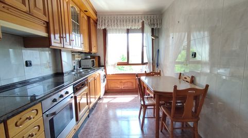 Foto 2 de Piso en venta en Azkue Kalea, Arteagabeitia - Retuerto - Kareaga, Barakaldo