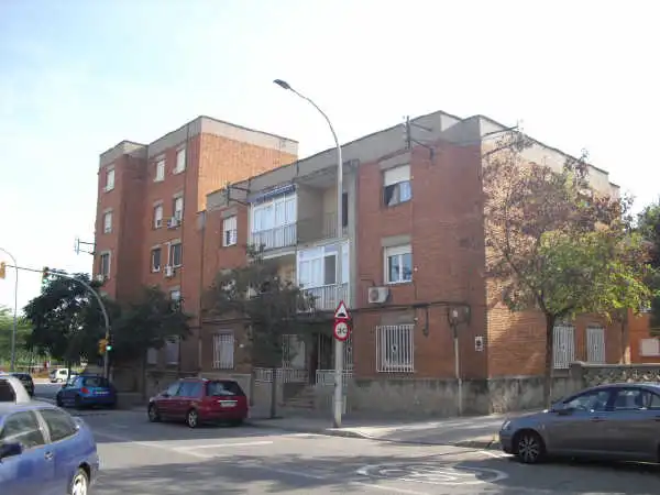 Außenansicht von Wohnung zum Verkauf in Sabadell