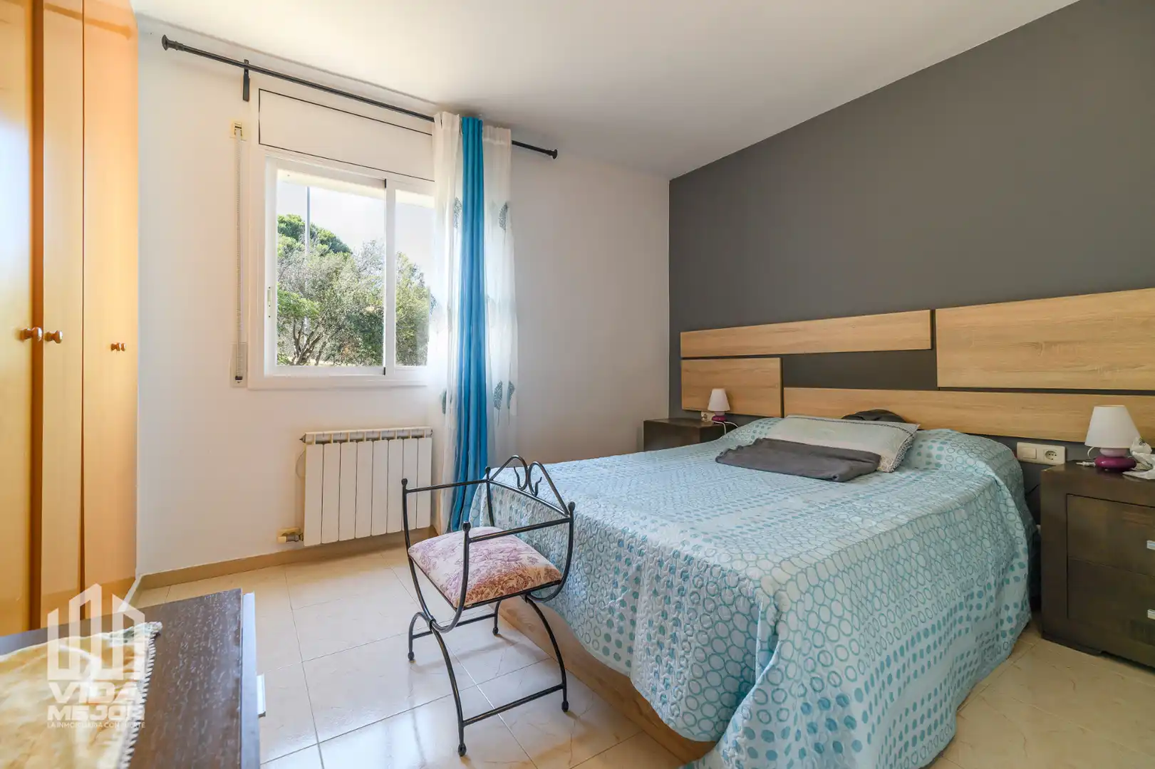 Piso con terraza en venta en Carrer de Montserrat Roig, imagen 11