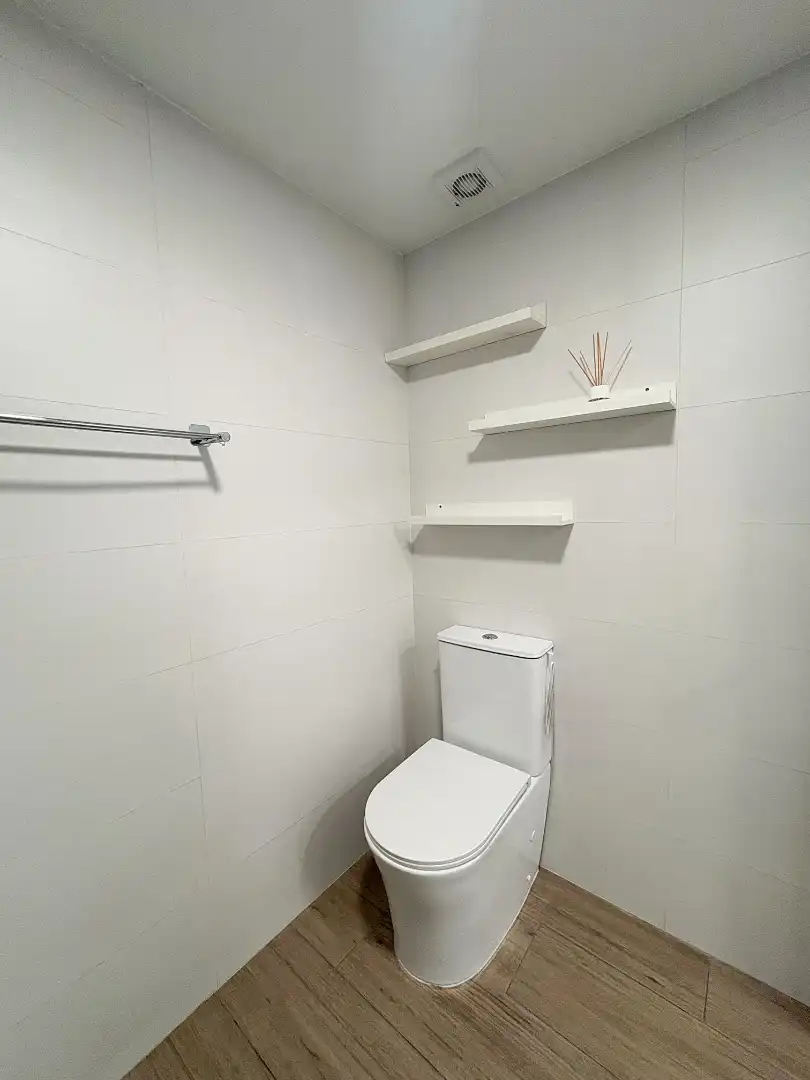 Baño de Oficina de alquiler en Collado Villalba con Aire acondicionado