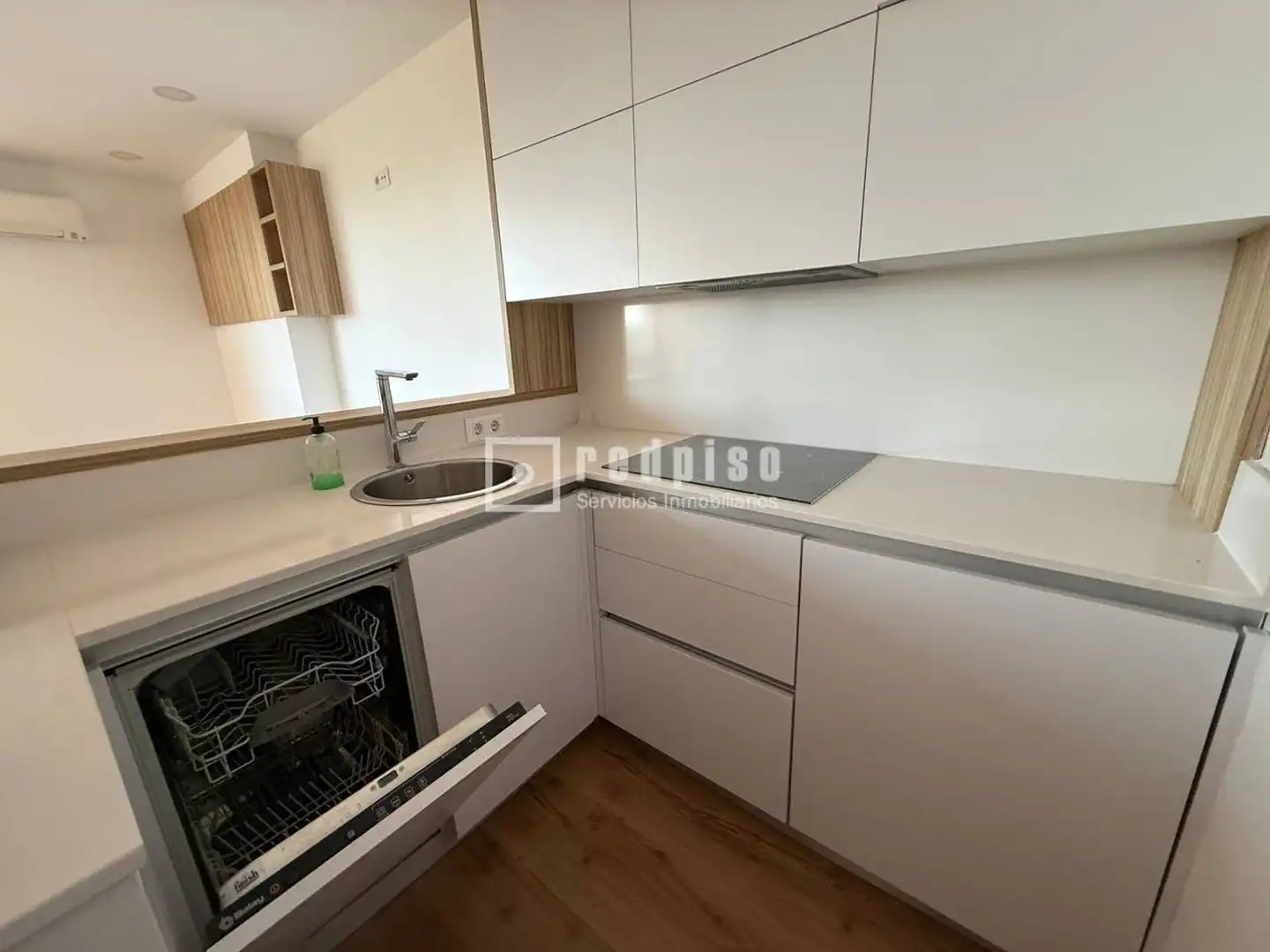 Küche von Loft zur Miete in Madrid mit Klimaanlage