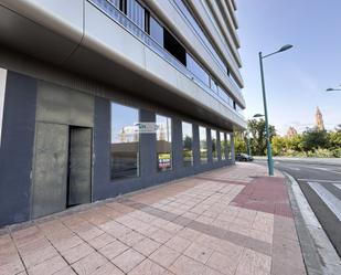 Vista exterior de Local en venda en  Zaragoza Capital