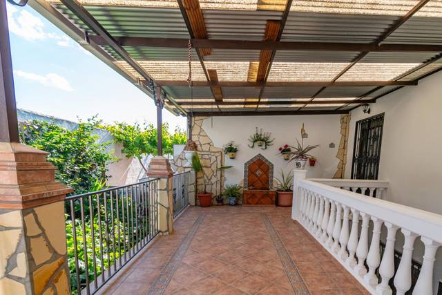 Casa adosada en Venta en Carretera de Málaga en Rosaleda - Juventud