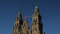 Vista exterior de Edifici en venda en Santiago de Compostela 