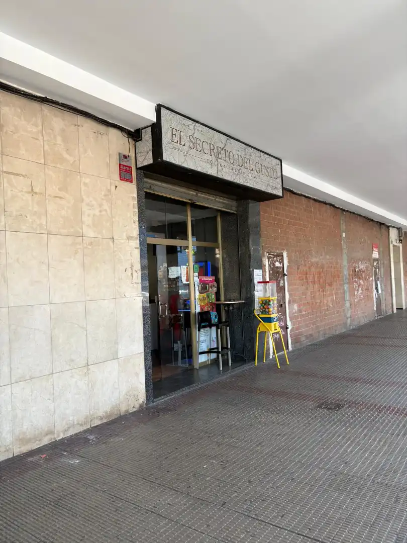 Commercial properties for sale in  Logroño  with Air Conditioner, Heating and Terrace