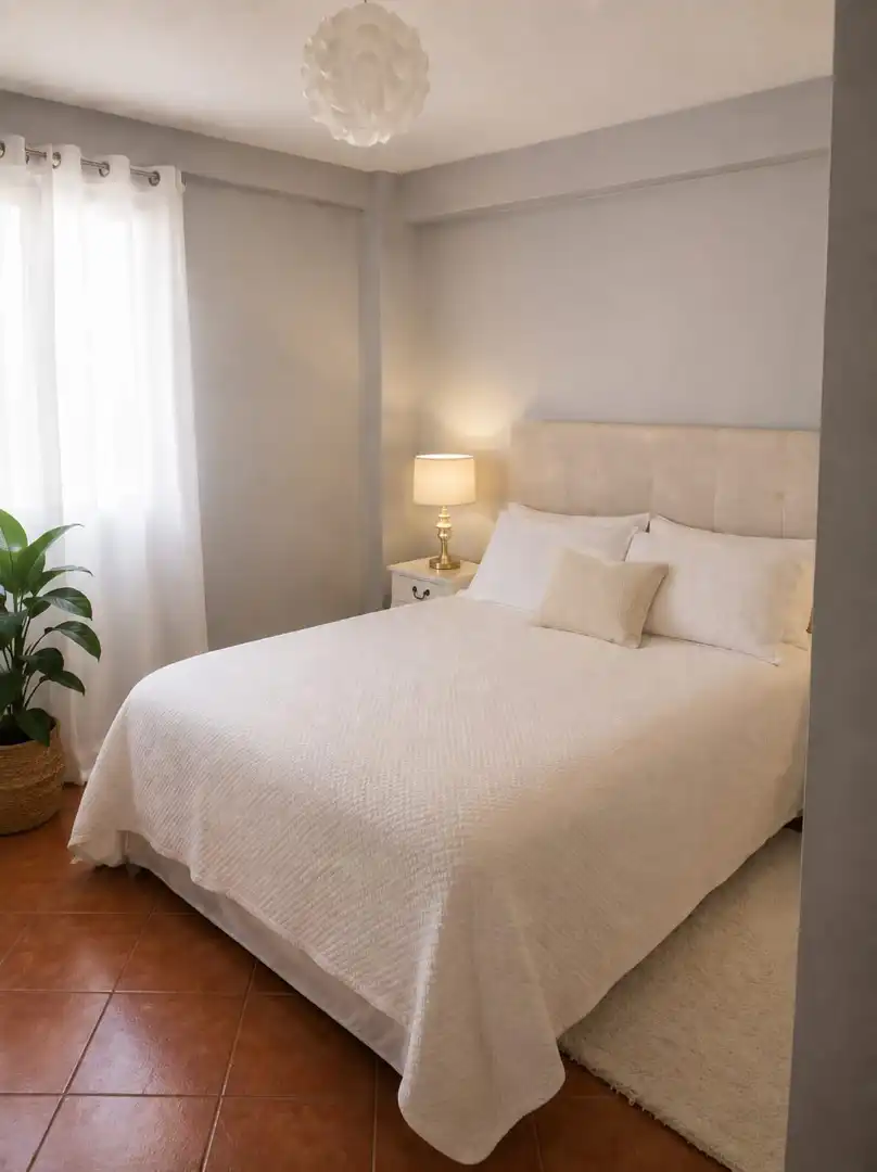 Dormitori de Apartament en venda en Málaga amb Aire condicionat, Calefacció i Moblat