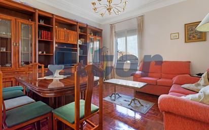 Sala d'estar de Pis en venda en  Madrid Capital amb Calefacció